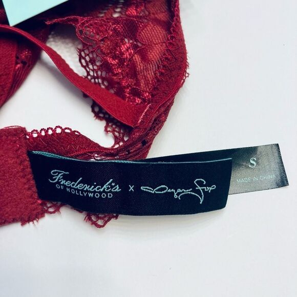 FREDERICK'S OF HOLLYWOOD x MEGAN FOX LEIA SCALLOPED LACE TEDDY BODYSUIT Small - Picture 12 of 15